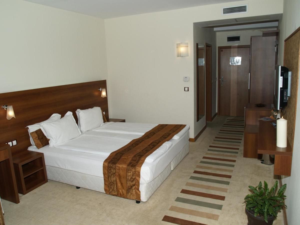 Курортные отели Laguna Beach Resort & Spa Созополь-13