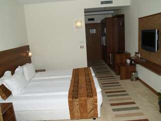 Курортные отели Laguna Beach Resort & Spa Созополь Двухместный номер с 1 кроватью или 2 отдельными кроватями и дополнительной кроватью-5